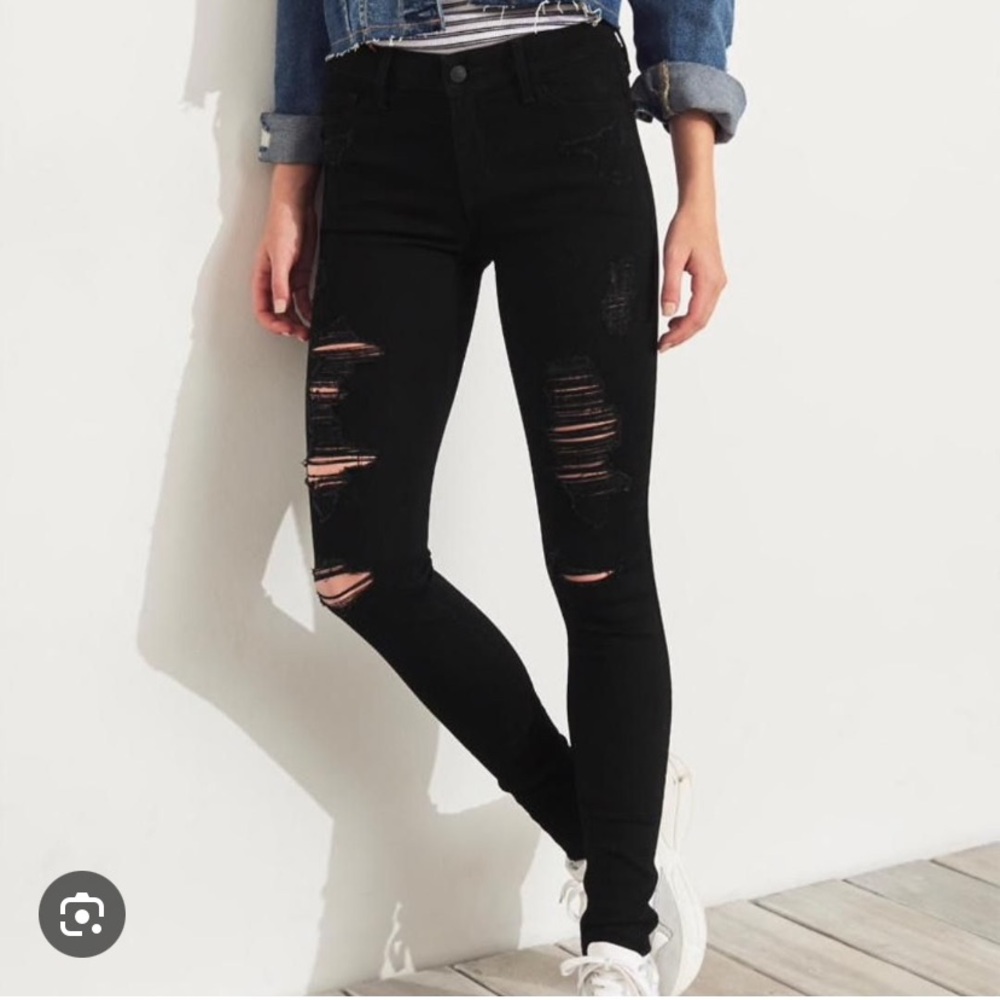 Hollister black mid rise ripped skinny stretch jeans 26